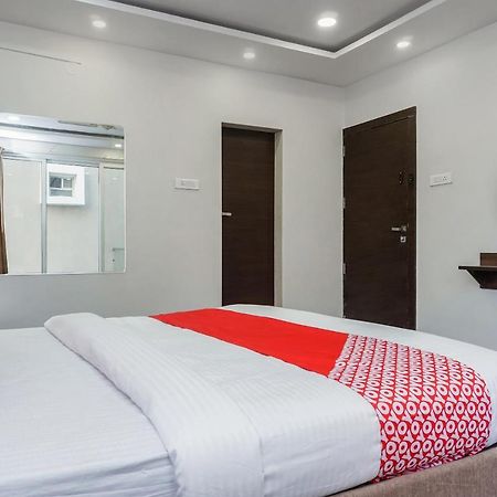 Oyo 16832 Hotel I Suite 2 Mangvadi Εξωτερικό φωτογραφία