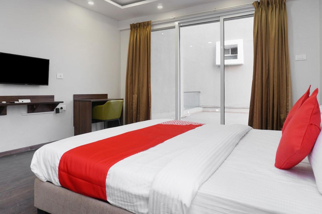Oyo 16832 Hotel I Suite 2 Mangvadi Εξωτερικό φωτογραφία
