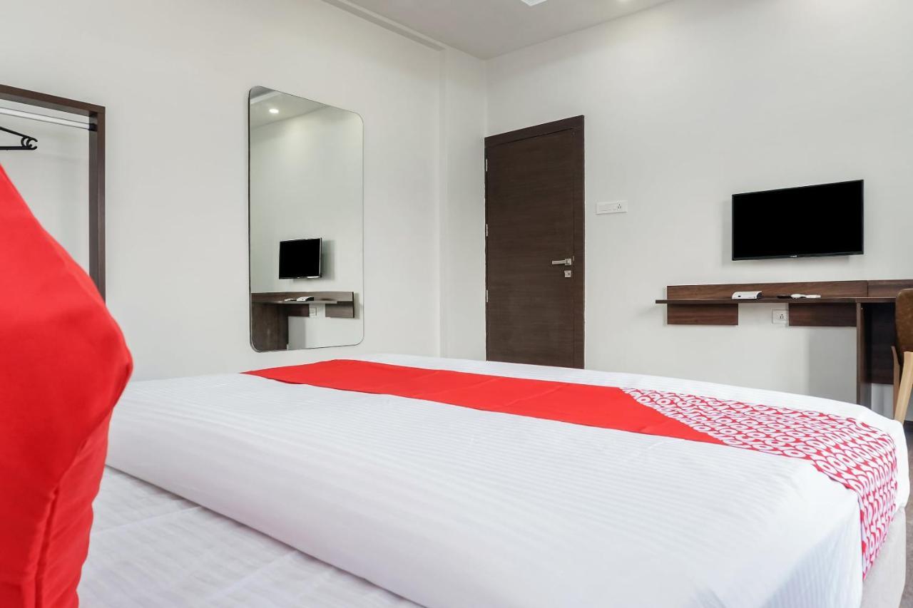Oyo 16832 Hotel I Suite 2 Mangvadi Εξωτερικό φωτογραφία